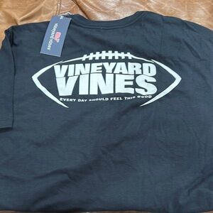 Vineyard Vines FOOTBALL Men's T-Shirt size M